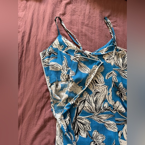 Zara Floral Dress - Picture 6 of 8